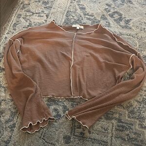 ❤️🔥BOGO free nwot Nectar Boutique contrast Brown Statement Sleeve Crop Knit Top